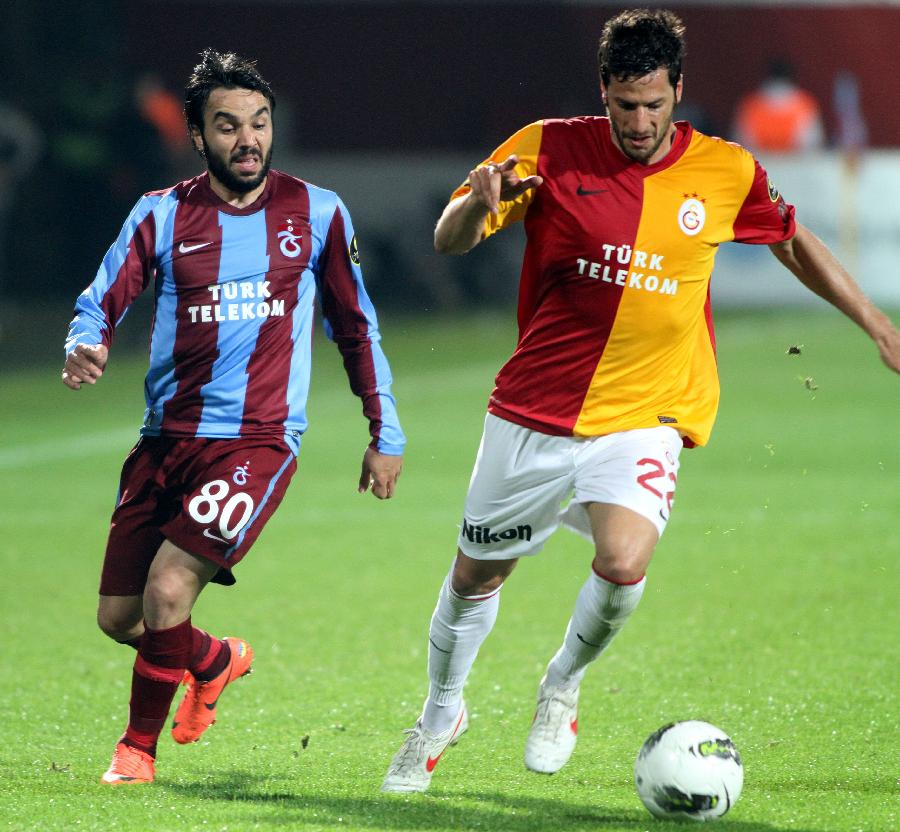 加拉塔萨雷欧冠征途:黑马奔腾,逆袭之路势不可挡