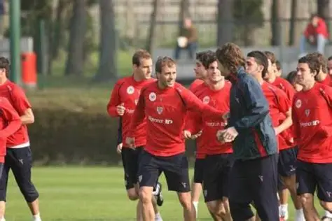 圣馬梅斯怒吼：畢爾巴鄂競技的歐冠逆襲狂想