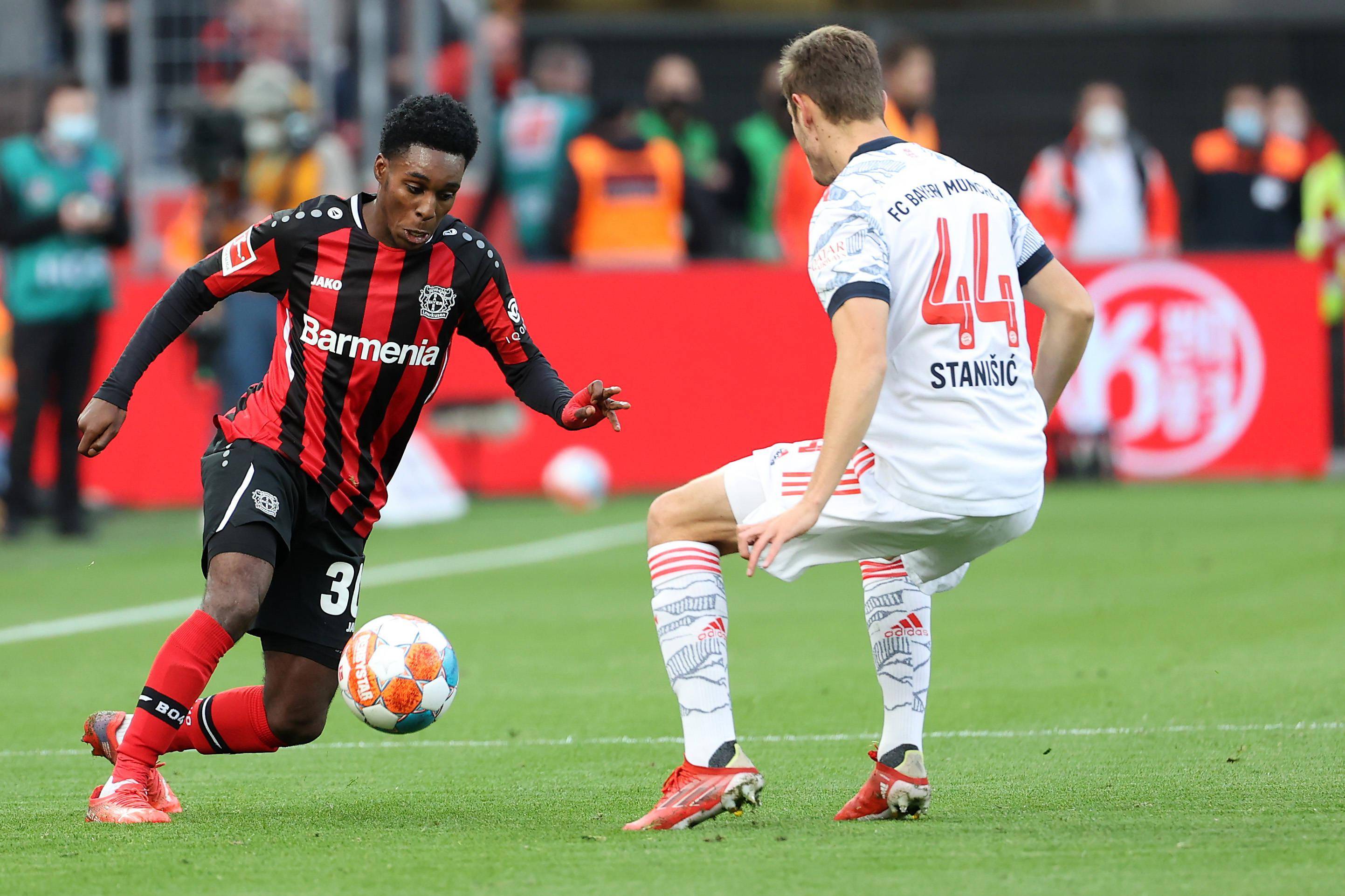 拜仁慕尼黑：歐冠“鋼鐵戰(zhàn)車”的榮耀征途