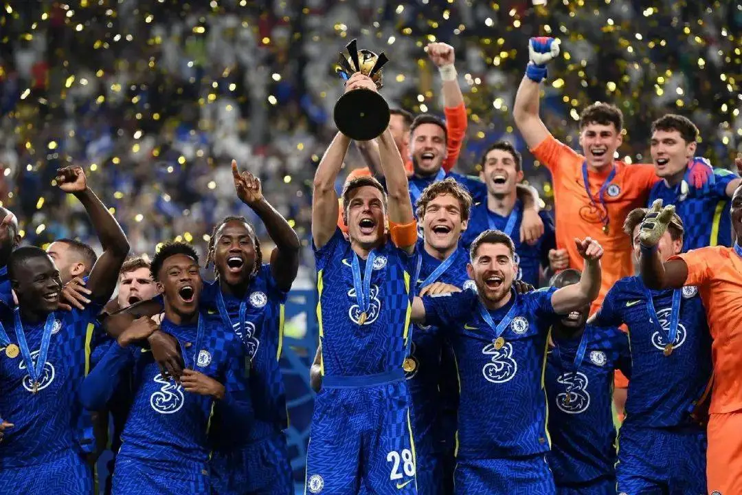 蓝军青春风暴：<a href='/news/tag/1162968.html' style='color: blue;'>切尔西欧冠赛场奏响复兴强音</a>